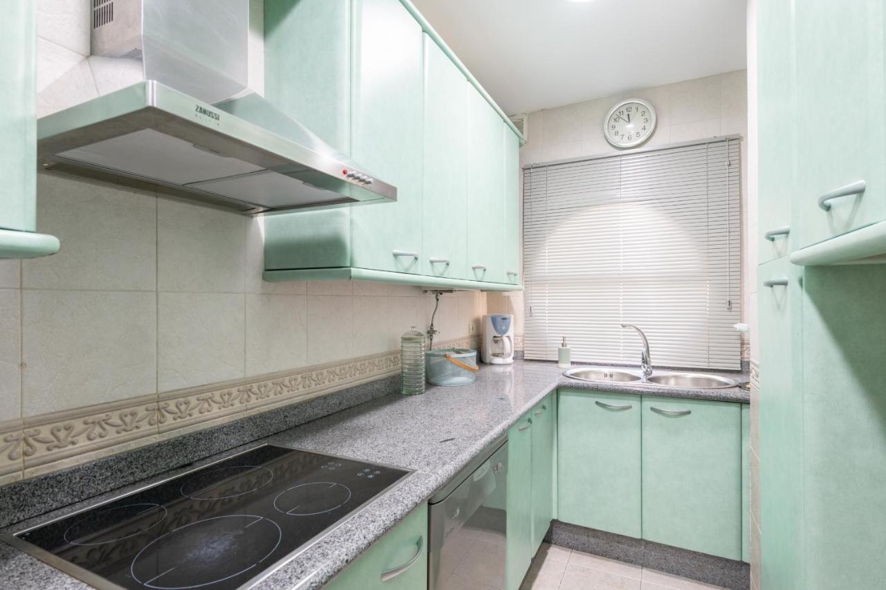 Amplio Apartamento Universidad By Renthas Malaga Exterior photo