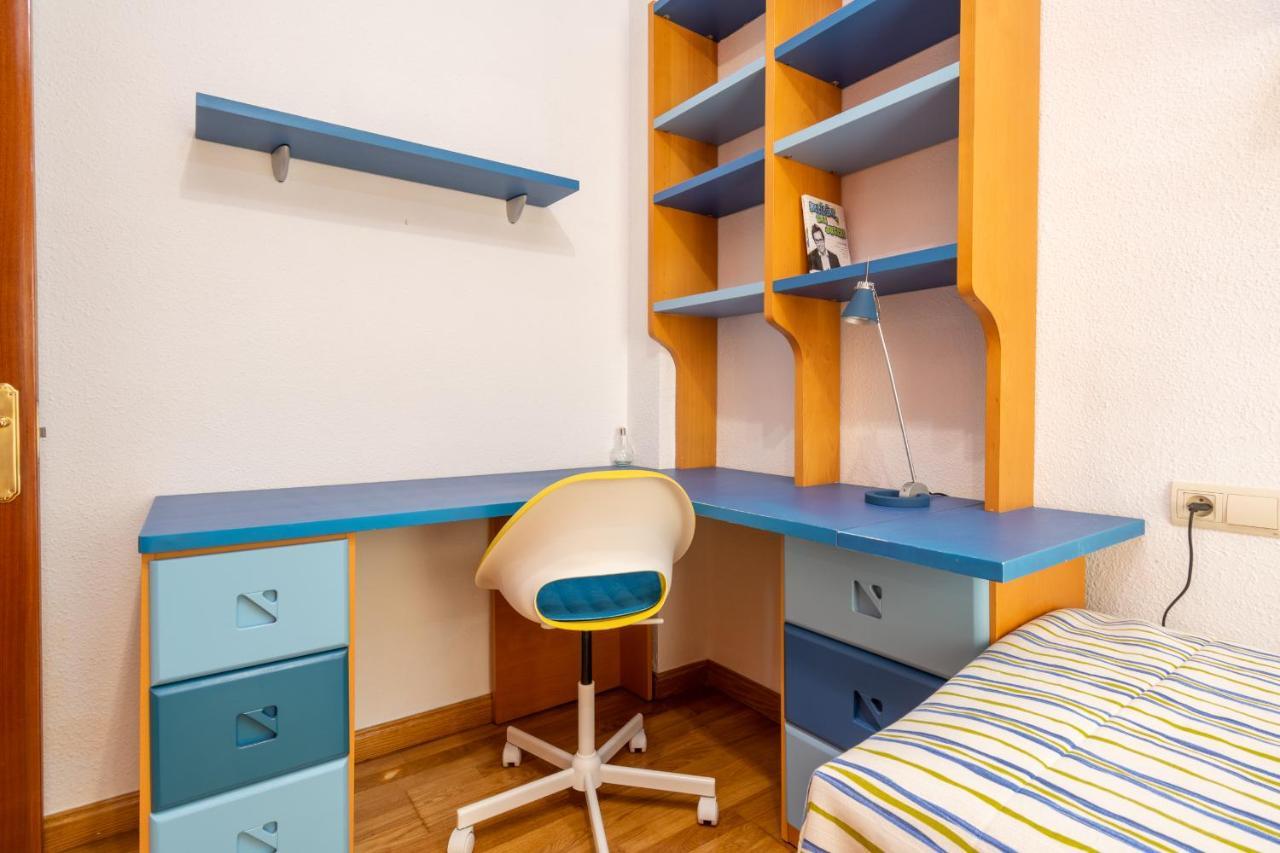 Amplio Apartamento Universidad By Renthas Malaga Exterior photo